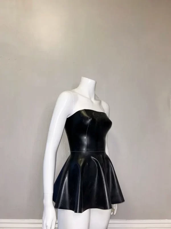 Mini-robe bustier avec jupe circulaire