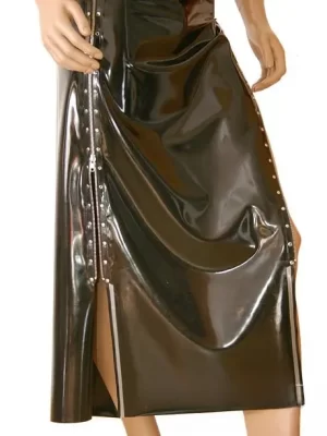 Hosszú latex szoknya férfiaknak