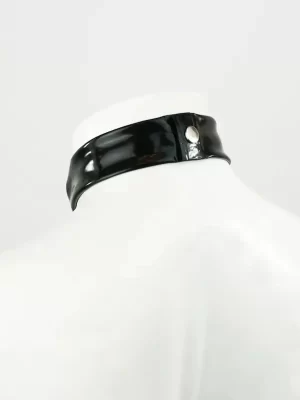 Latex Lindley Cravat