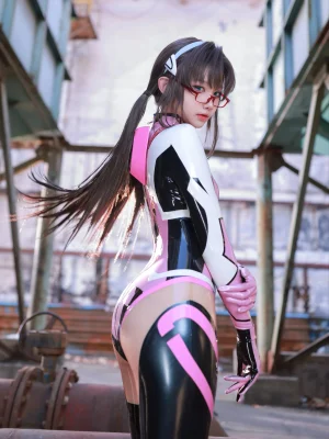Latex Mari Makinamis EVA Suit