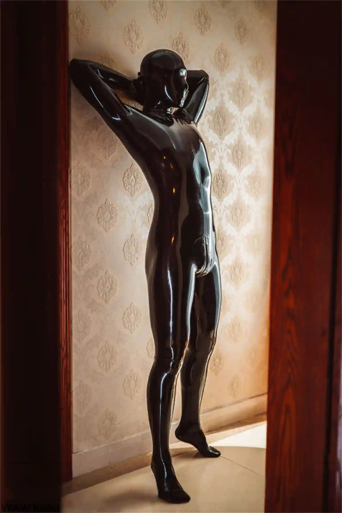 Latex Male Stealth Two-pieces Fully-Enclosed Catsuit Latex Male Stealth Two-pieces Fully-Enclosed Catsuit