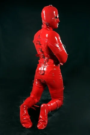 Latex Mens The Strapping Heavy Suit