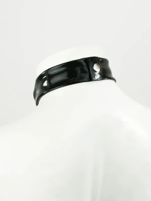 Latex Lindley Cravat